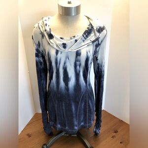 Super Soft Knit Tie-dye Te Verde Hooded Long Sleeve Top